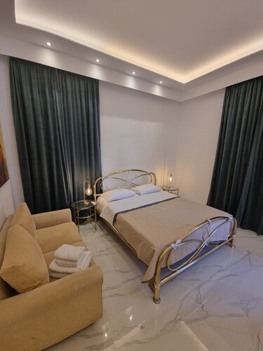 City center house in Rhodes