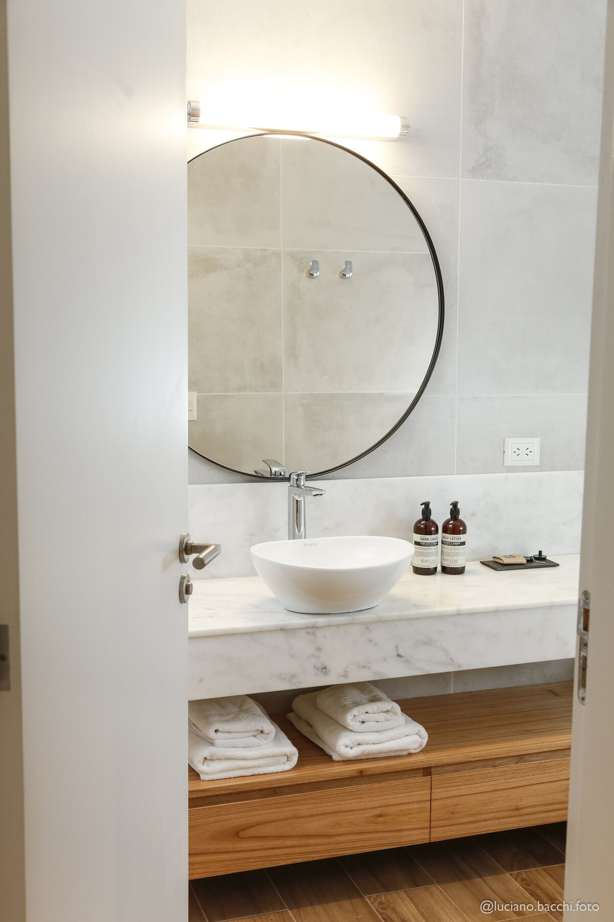 Habitación Premium con 1 cama doble o 2 individuales | Baño | Artículos de higiene personal gratuitos, secador de pelo, bidé y toallas