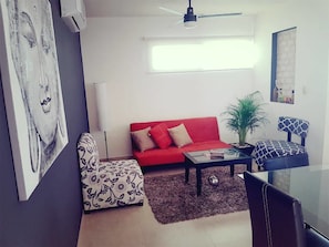 Apartamento, 1 quarto (Depto 7) | Escrivaninha, ferros/tábuas de passar roupa, Wi-Fi de cortesia