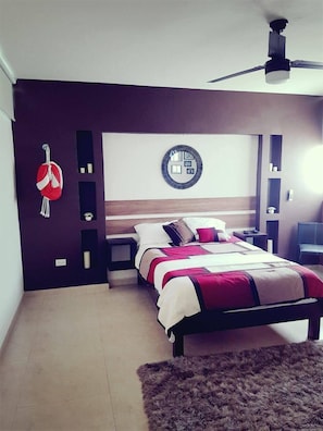 Apartamento, 1 quarto (Depto 7) | Escrivaninha, ferros/tábuas de passar roupa, Wi-Fi de cortesia