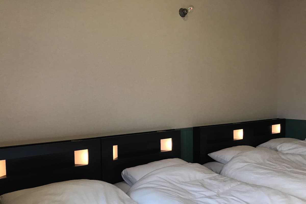 Family Room | Free WiFi