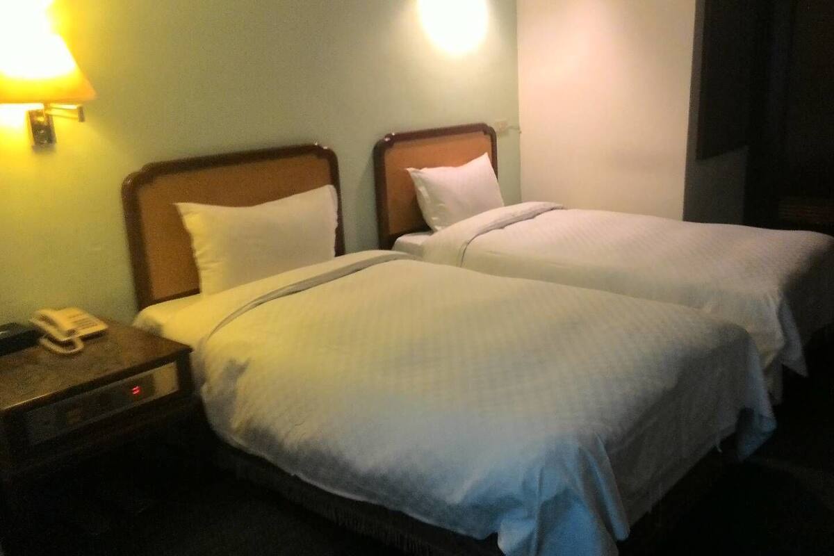 Superior Twin Room | Premium bedding, desk, blackout drapes, WiFi (free)