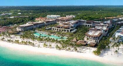 Lopesan Costa Bávaro Resort Spa & Casino - All Inclusive