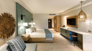 Artículos del minibar gratis y caja de seguridad en la habitación