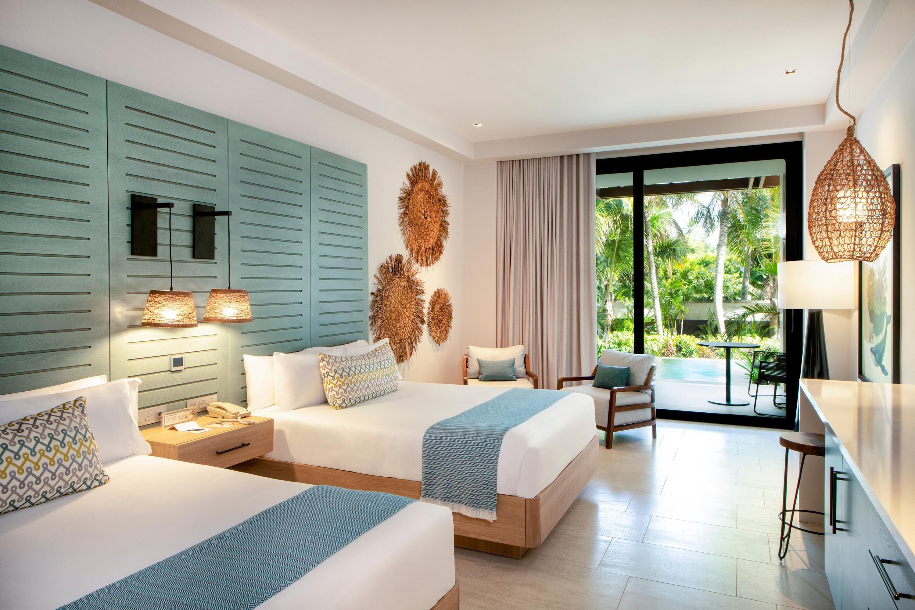 Free minibar items, in-room safe, laptop workspace, blackout drapes