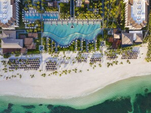 Aerial view - Unique Club at Lopesan Costa Bávaro - All Inclusive (Punta Cana)