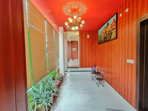 Hotel Yash Residency Assi Ghat & Bhu