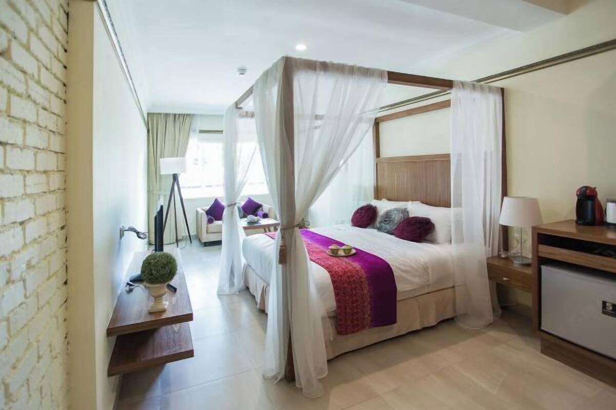 Minibar, in-room safe, desk, blackout curtains
