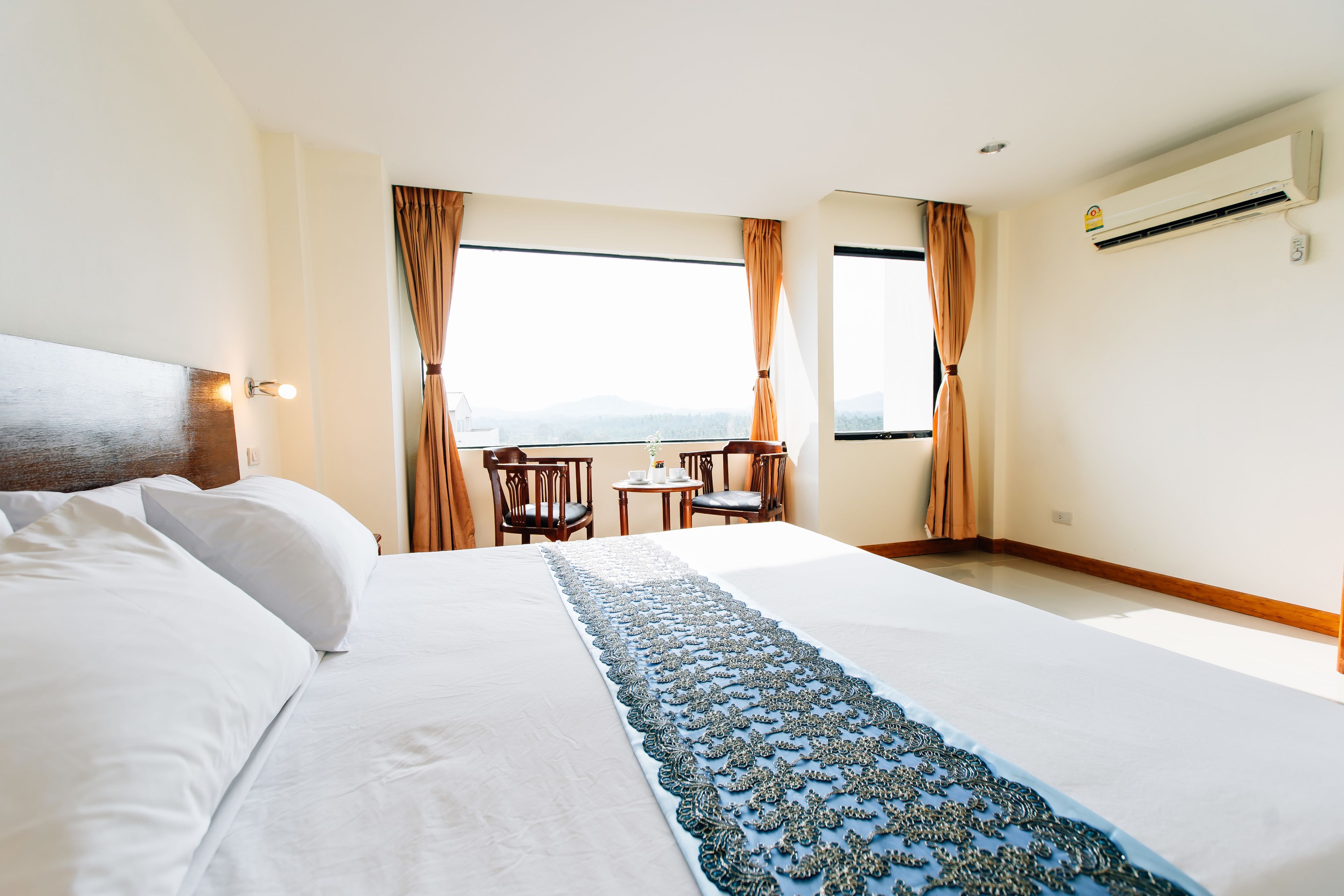 Standard Double or Twin Room, 1 Double or 2 Single Beds | In-room safe, desk, blackout curtains, soundproofing