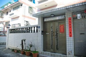施設の入り口