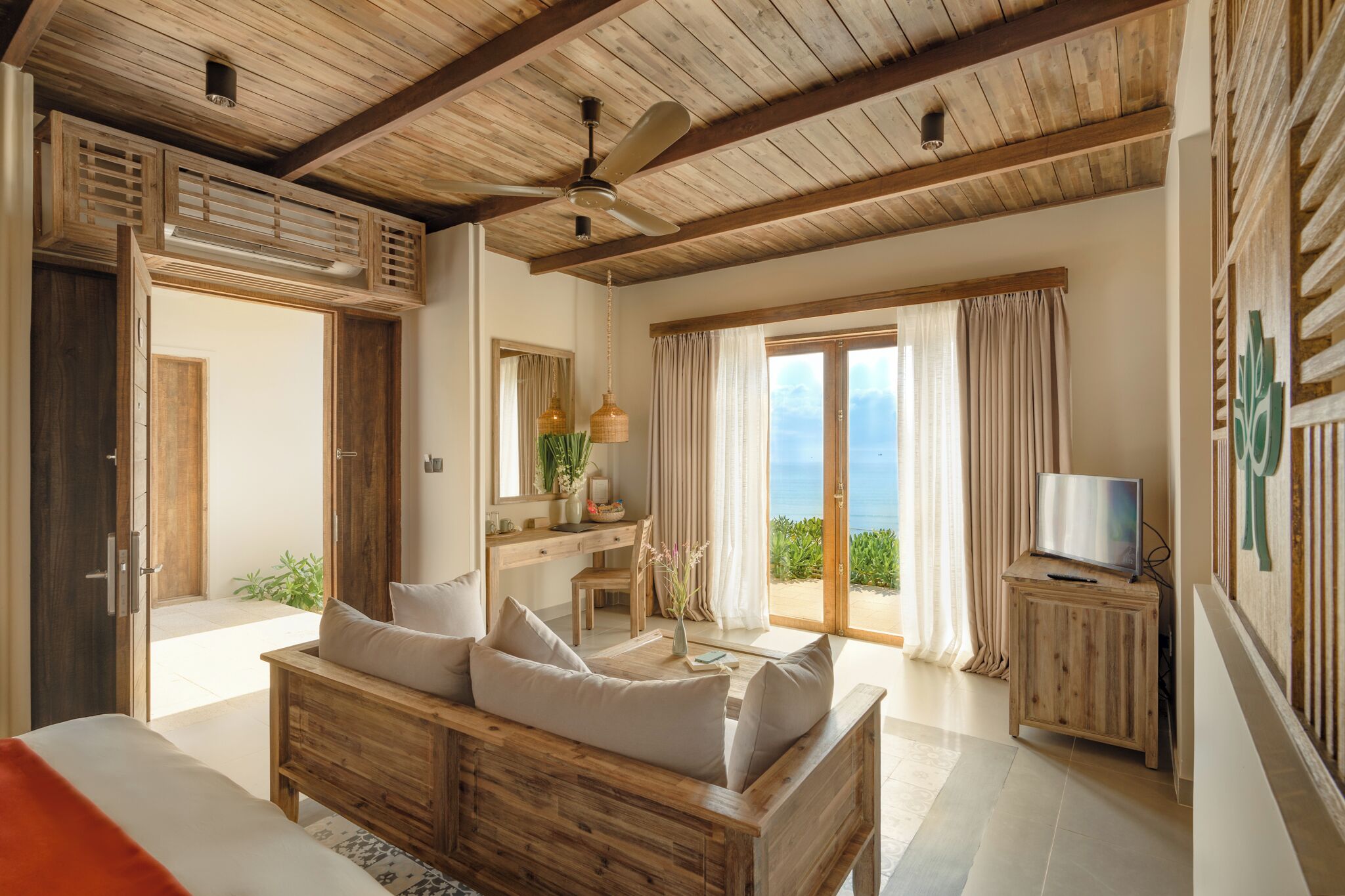 Executive Sea View Double Bungalow | Living area
