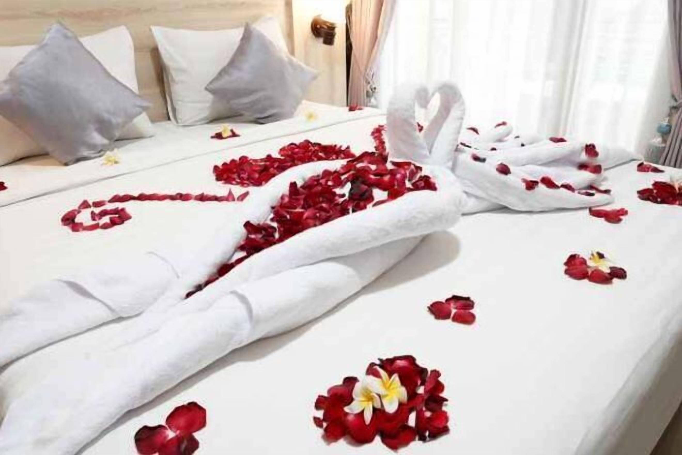 Skrivbord, mörkläggningsgardiner, ljudisolering och gratis wi-fi