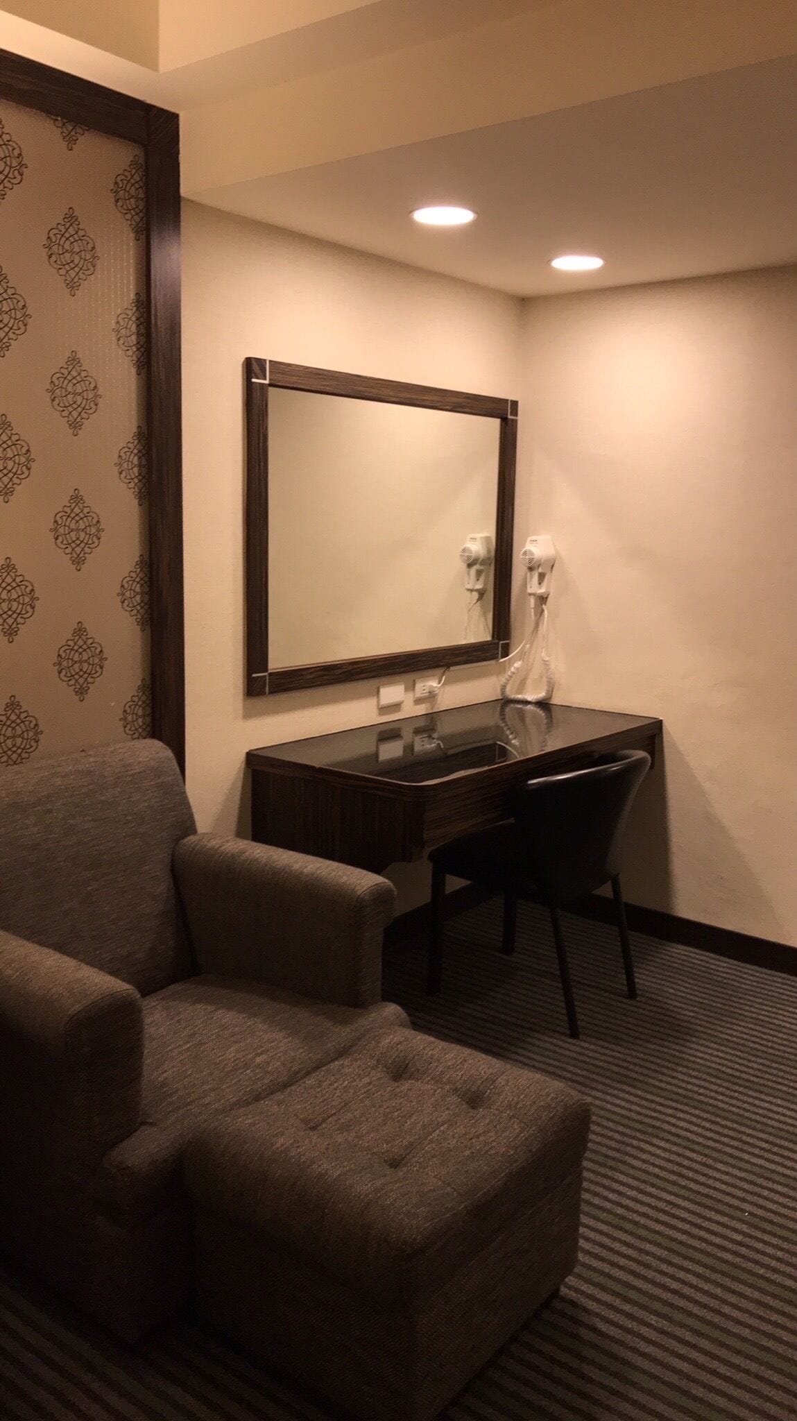 deluxe double room | desk, blackout curtains, iron/ironing board, free wifi