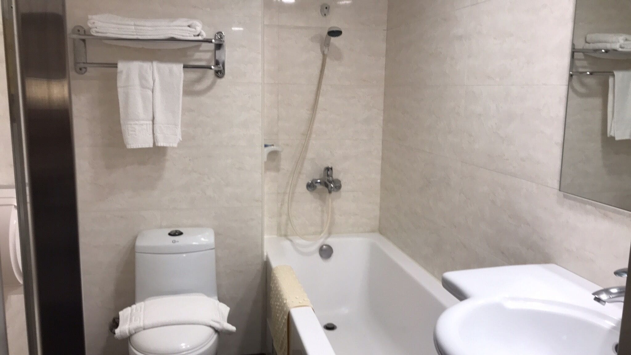 deluxe double room | bathroom | free toiletries, hair dryer, slippers, towels