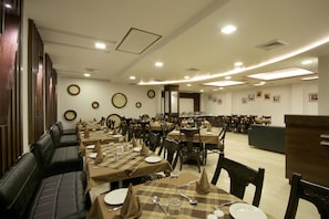 Nhà hàng