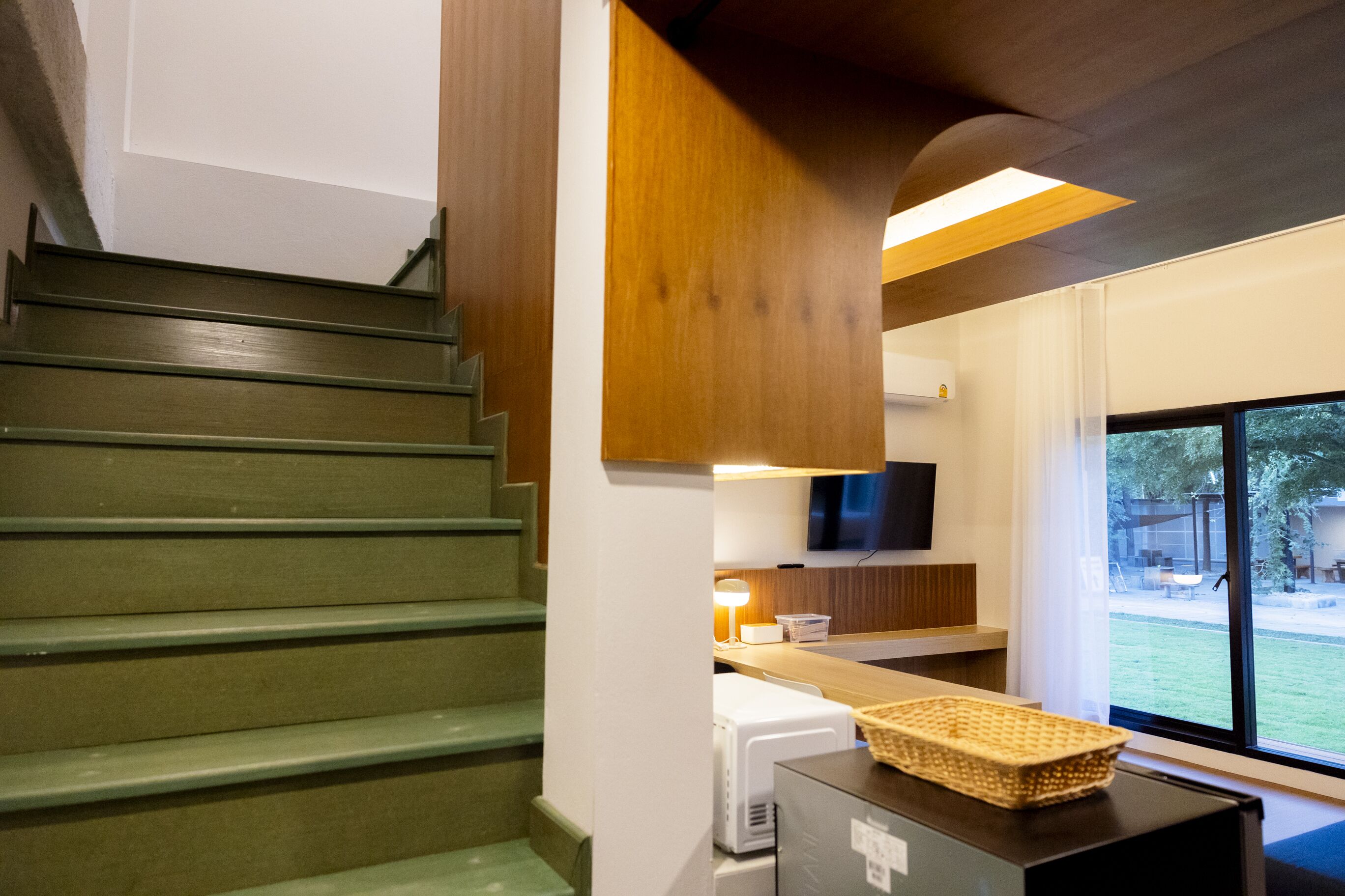 family room with bunk bed | blackout curtains, free wifi