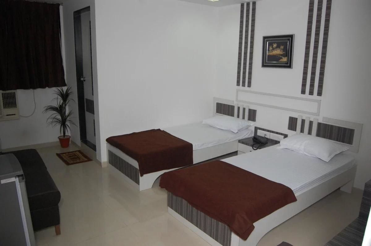 Soundproofing, iron/ironing board, free WiFi