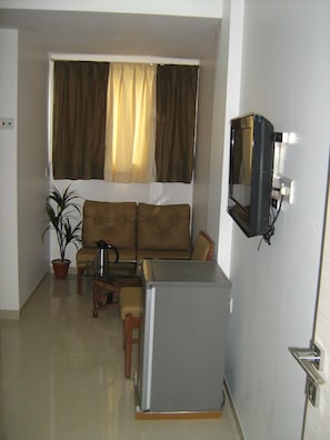 Executive Room (AC) | Soundproofing, iron/ironing board, free WiFi - Hotel Apex (Navi Mumbai)