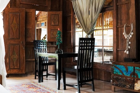 Televisión LCD 100 cm con canales de televisión por cable, televisión