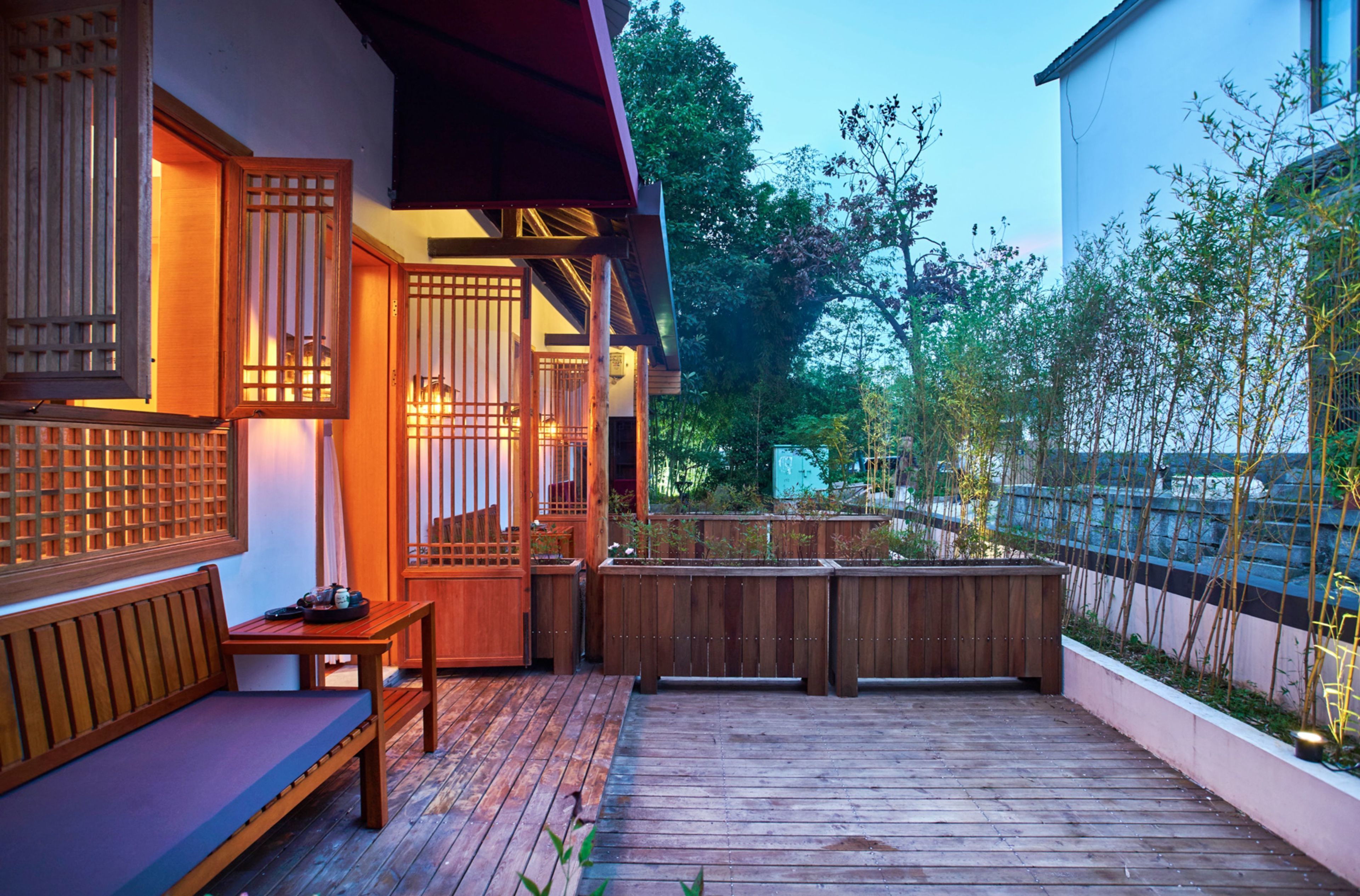 Peralatan tempat tidur premium, gebar bulu kapas, meja 