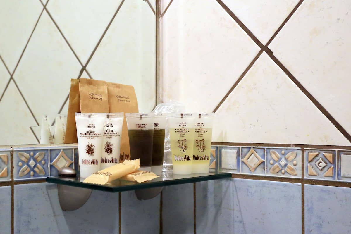 rainfall showerhead, free toiletries, hair dryer, slippers