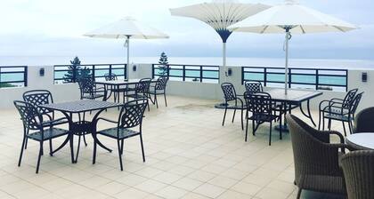 Hola sea view B&B