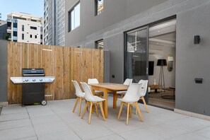 Classic Apartment, 1 Bedroom | Balcony - Warwick 108 (Cape Town)