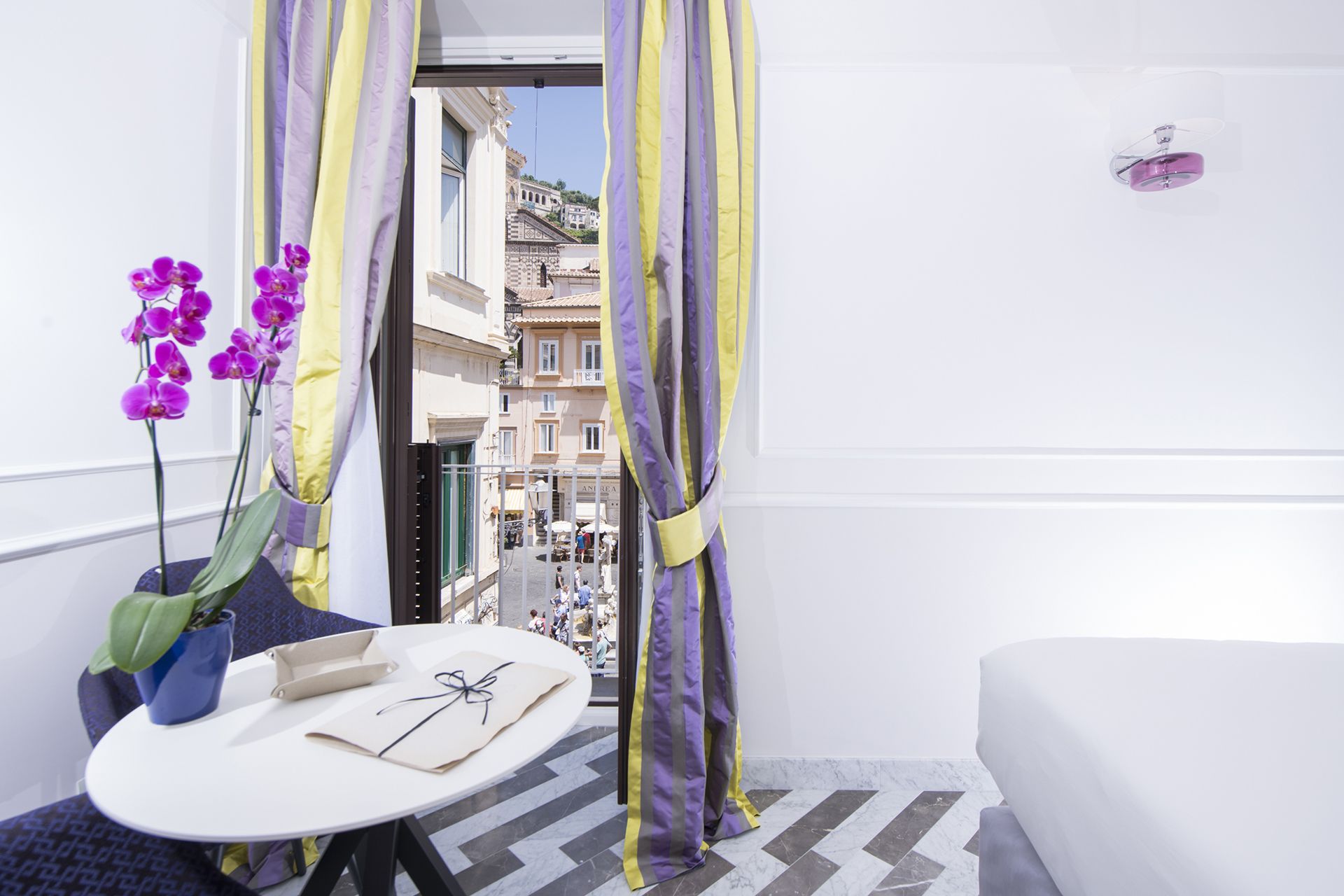 Junior Suite, Balcony | Premium bedding, minibar, in-room safe, soundproofing