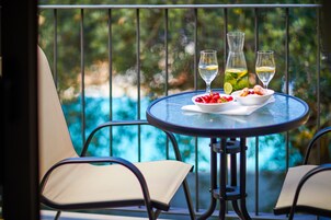 Se sirven desayunos y cenas, cocina local e internacional