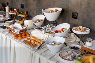 Desayuno buffet incluido todos los días 