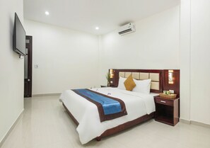 Deluxe Apartment | 1 bedroom, in-room safe, desk, free WiFi