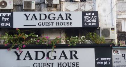 Yadgar Guest House