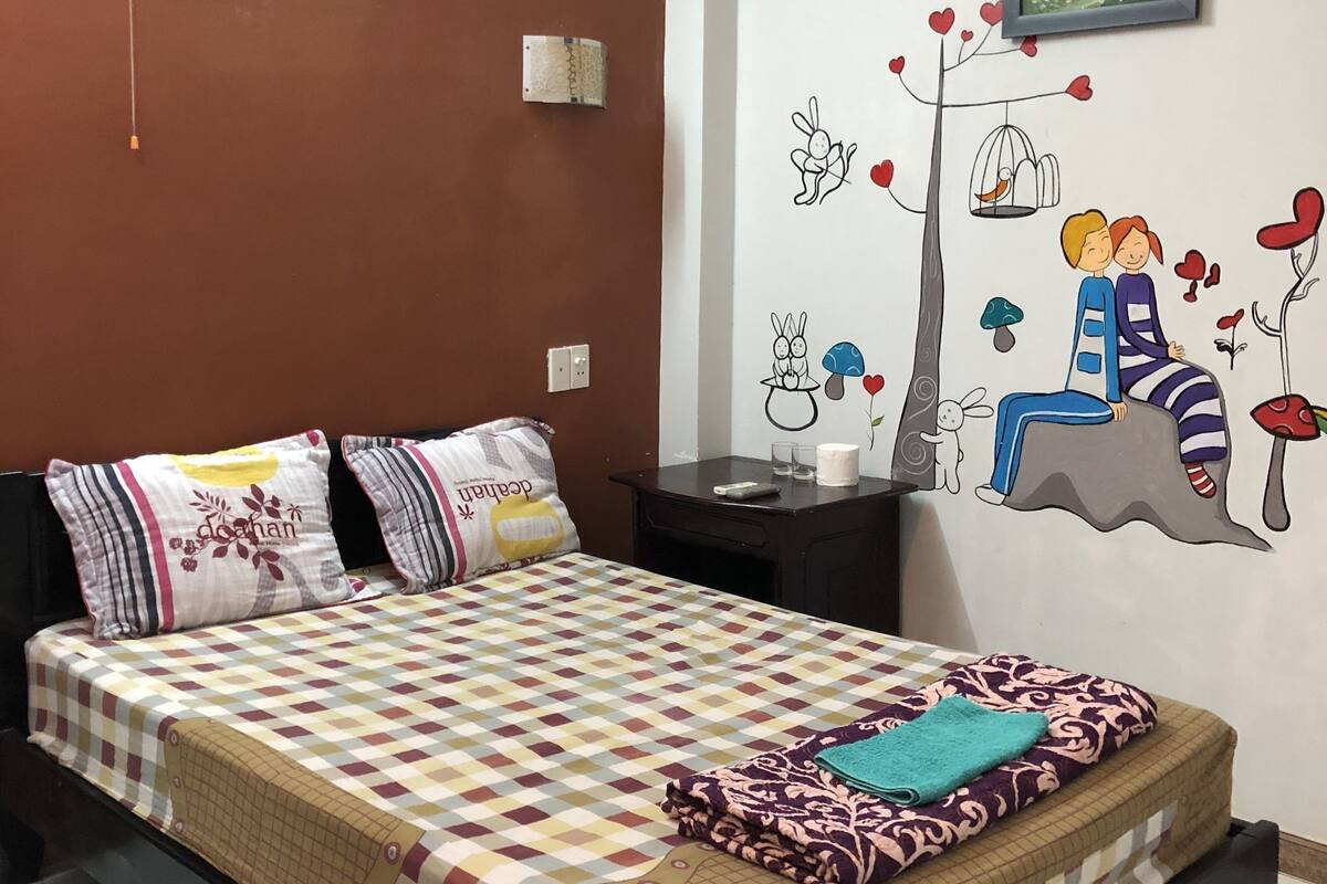 Deluxe Room | In-room safe, iron/ironing board (on request), WiFi (free)