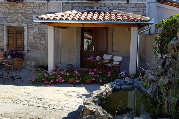 Room | WiFi (free), bed sheets