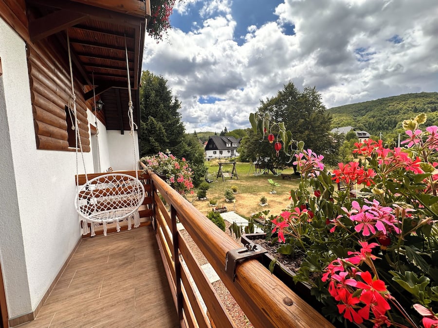 Traditional Double Room, 1 Queen Bed, Garden View 4.5 | Balcony