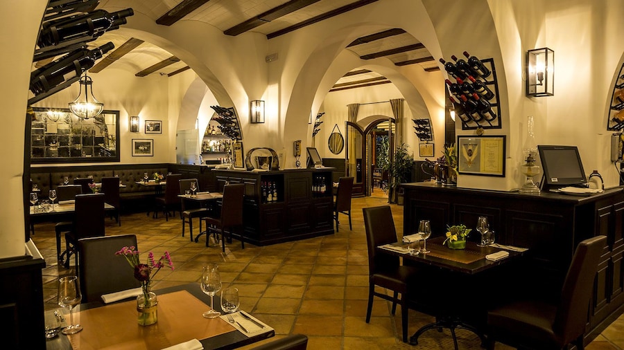 BOMA COUNTRY HOUSE