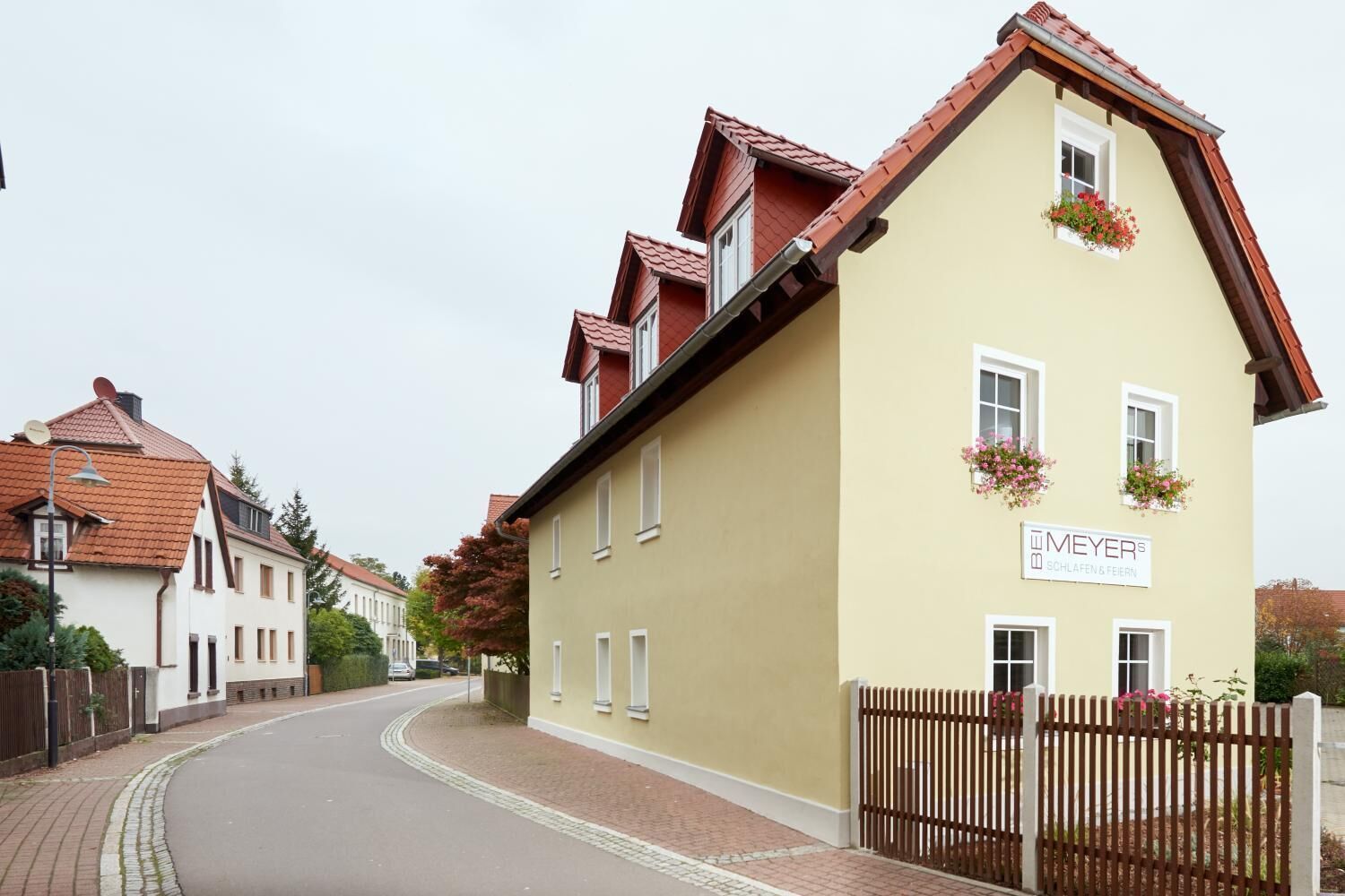 Foto - Bei Meyers Schlafen & Feiern