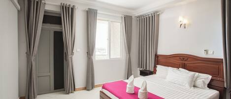 Minibar, desk, iron/ironing board, free WiFi