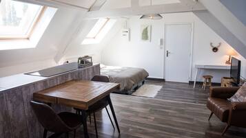 Suite (Grand Nord) | Premium bedding, individually decorated, individually furnished, desk