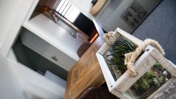 Suite (Grand Nord) | Living area | Flat-screen TV