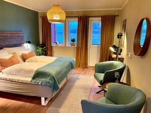 Hotel Room with Seaview | Down duvets, laptop workspace, blackout curtains, iron/ironing board - Hustadvika Havhotell - By Classic Norway Hotels (Hustadvika)
