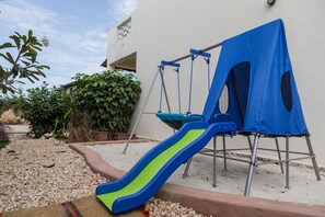 Aire de jeu extérieure pour enfants