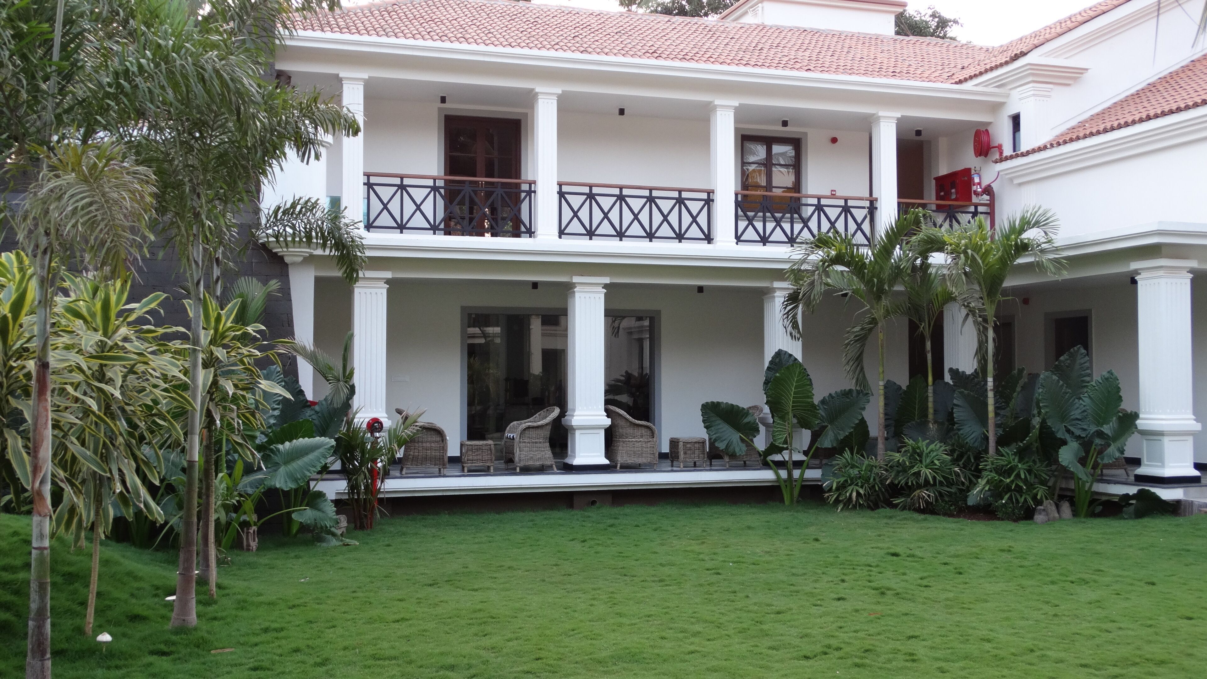 deluxe double room | garden view