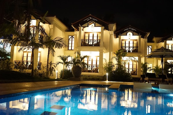 Courtyard