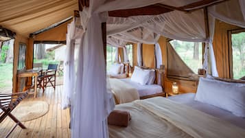 Double or Twin Room, 1 Double Bed, Park View | Premium bedding, in-room safe, bed sheets