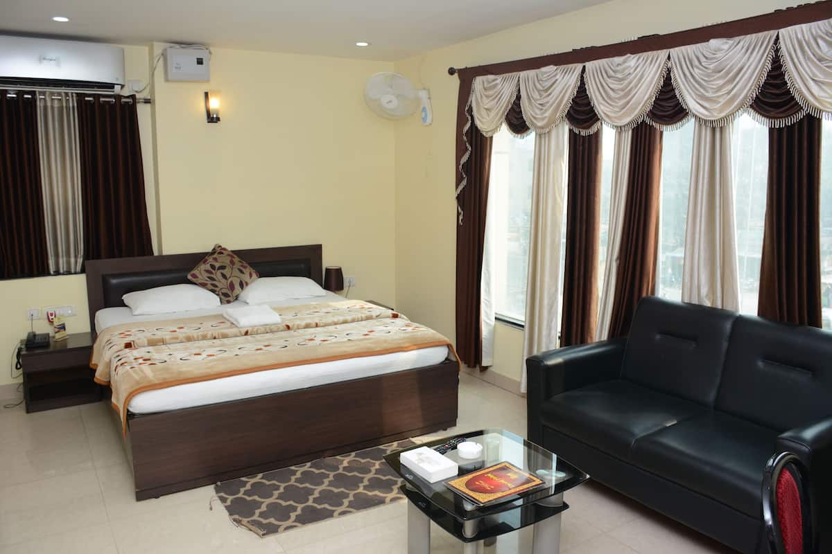 Royal Suite, 1 Bedroom, Non Smoking | 1 bedroom