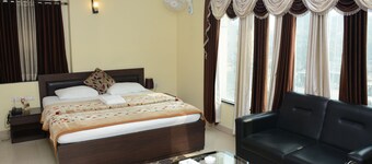 HOTEL KDM PALACE