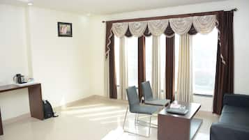 Phòng Suite Presidential, 1 giường cỡ king | Khu phòng khách