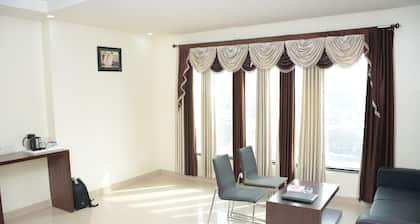 HOTEL KDM PALACE