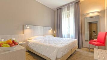 Couette en duvet d'oie, minibar, coffres-forts dans les chambres, bureau